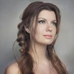 Елена Корнилова